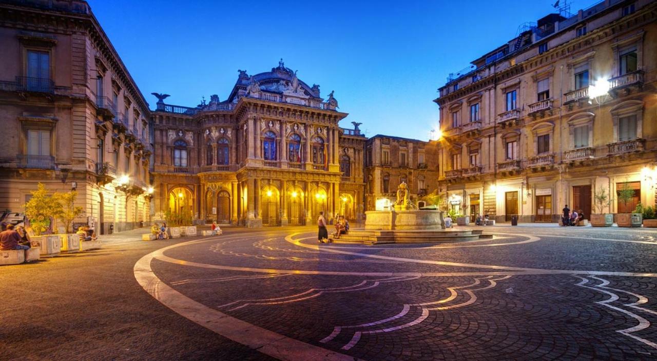 Central Station House Daniele Катанія Екстер'єр фото